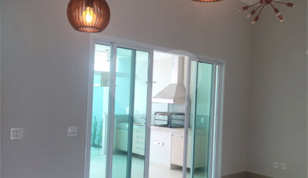 Casa à venda com 3 suítes no condomínio Residencial Maria Dulce, Indaiatuba - SP