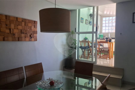 Sobrado à venda com 3 suítes em Vila Pompéia, São Paulo, SP