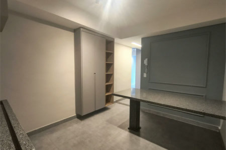 Apartamento à venda de 46m² com todos os planejados, 1 dormitório e sacada ao lado da USP