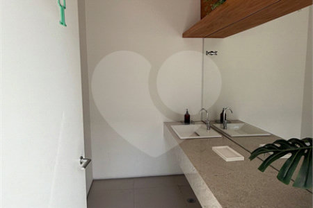 Cobertura à venda com 1 suíte em Vila Nova Conceição, São Paulo, SP