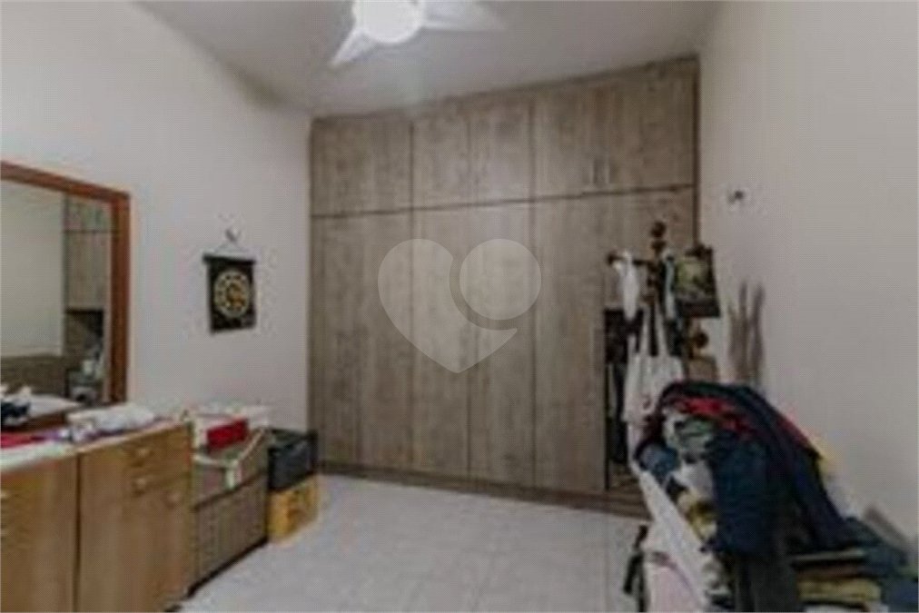 Apartamento à venda com 5 quartos, sendo 1 suíte,  em Copacabana, Rio de Janeiro, RJ