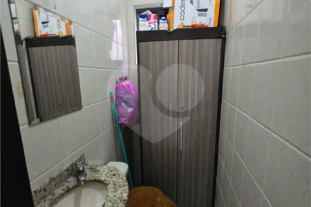 Sobrado à venda com 3 suítes em Chora Menino, São Paulo, SP