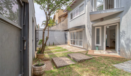 Sobrado à venda com 4 suítes em Alto da Boa Vista, São Paulo, SP