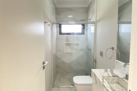 Casa à venda com 6 quartos, sendo 4 suítes,  no condomínio Palmeiras Imperiais, Salto - SP