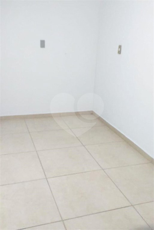 Sobrado à venda com 5 quartos, sendo 1 suíte, em Nova Piraju, São Paulo, SP