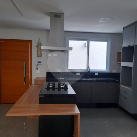 Sobrado à venda com 4 suítes em Água Branca, São Paulo, SP