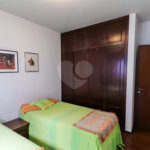 Sobrado à venda com 3 quartos, sendo 1 suíte,  em Vila Universitária, São Paulo, SP