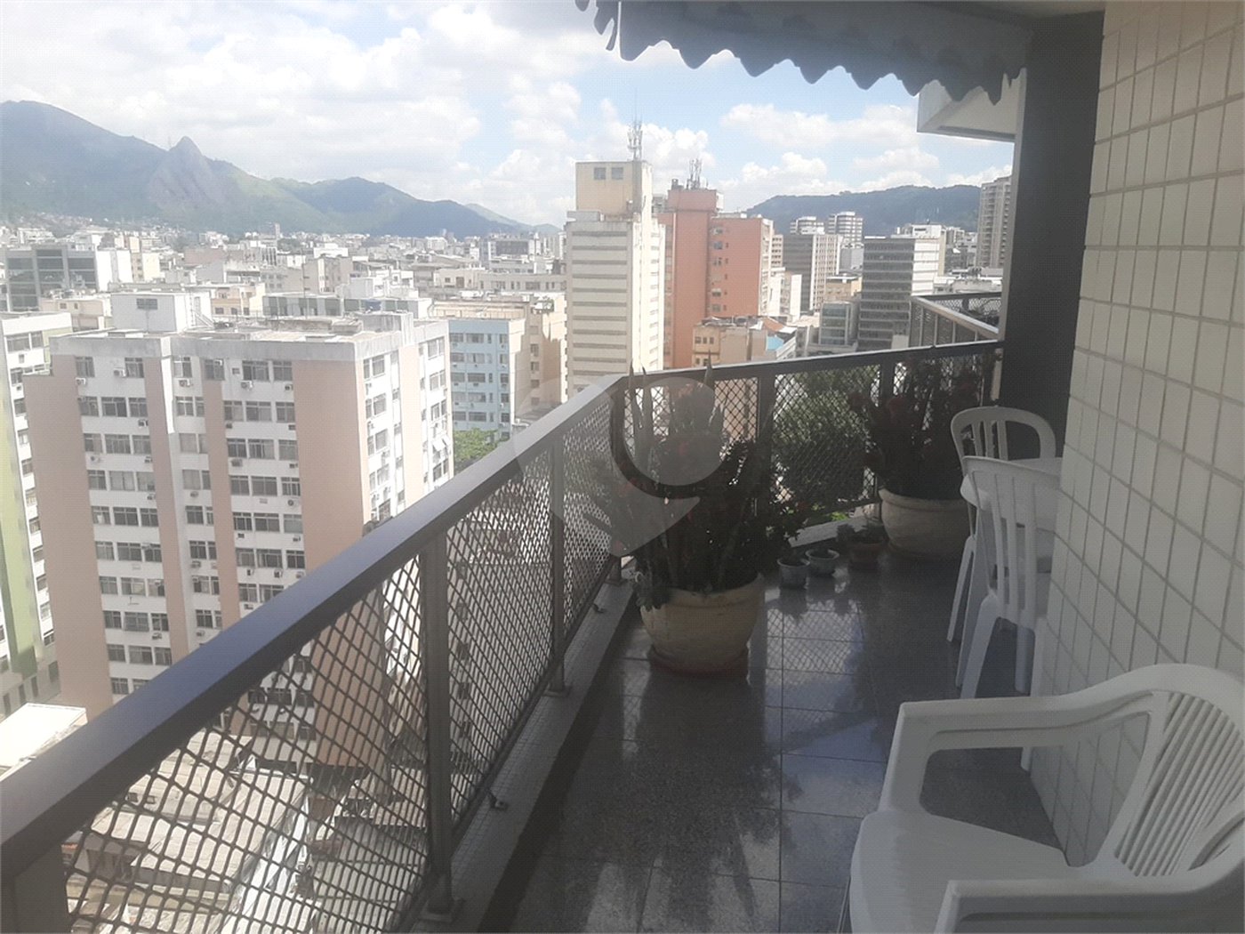 Apartamento à venda com 3 quartos, sendo 1 suíte, em Tijuca, Rio de Janeiro, RJ