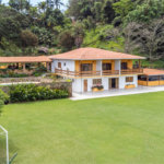 Chácara à venda com 4 quartos, sendo 2 suítes, em Portão, Atibaia, SP
