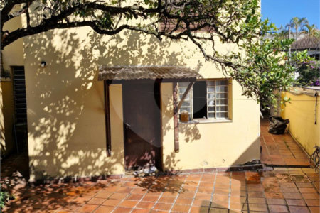 Casa à venda com 4 quartos, sendo 1 suíte, em Jardim Consórcio, São Paulo, SP