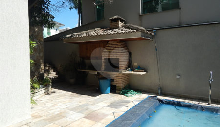 Casa à venda com 3 suítes no condomínio Quinta de Santo Antônio, São Paulo - SP