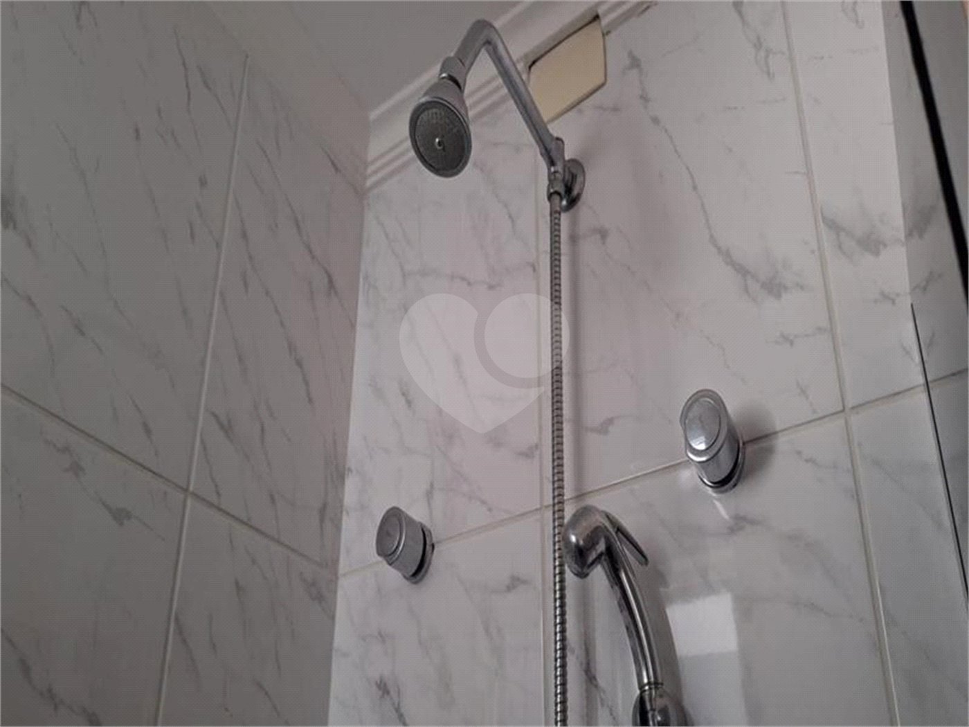 Apartamento à venda com 3 quartos, sendo 1 suíte, em Indianópolis, São Paulo, SP