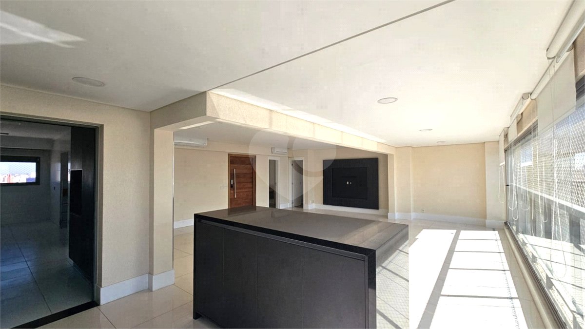 Apartamento à venda ou para alugar com 3 suítes em Chácara Santo Antônio, São Paulo, SP