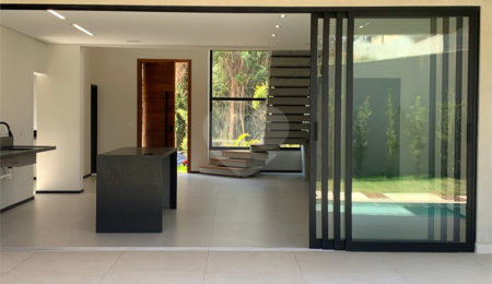 Casa à venda com 4 suítes no condomínio Reserva São Nicolau, Atibaia - SP