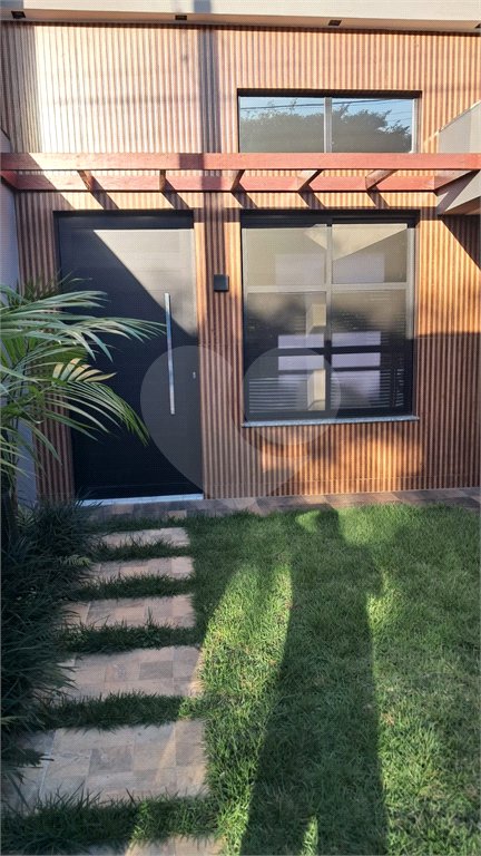 Casa à venda com 3 quartos, sendo 1 suíte, em Loteamento Residencial Terras do Porto, Porto Feliz, SP