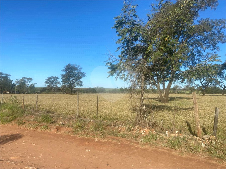 Terreno à venda em Jardim Residencial Iedda, Araraquara, SP