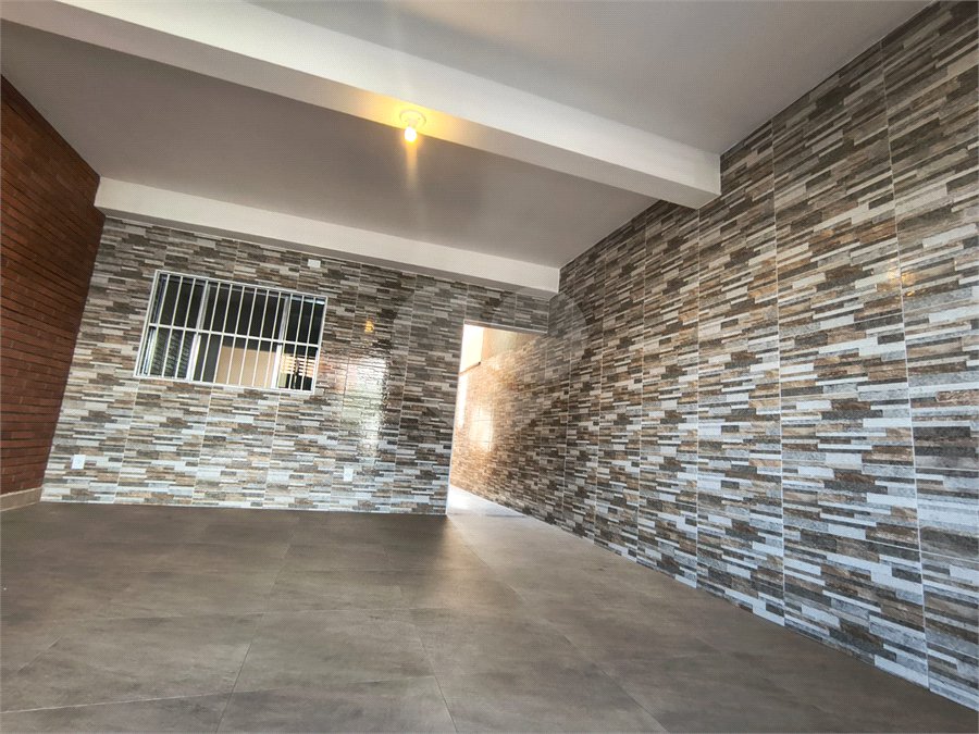 Casa Térrea para alugar com 2 quartos, sendo 1 suíte, em Jardim Residencial Veneza, Indaiatuba, SP