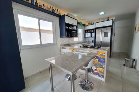 Casa à venda com 3 suítes no condomínio Residencial Villa Di Treviso, Vinhedo - SP