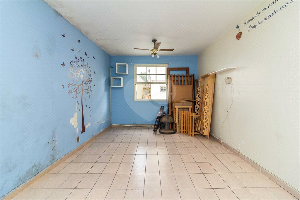 Sobrado à venda com 4 quartos, sendo 1 suíte, em Tremembé, São Paulo, SP