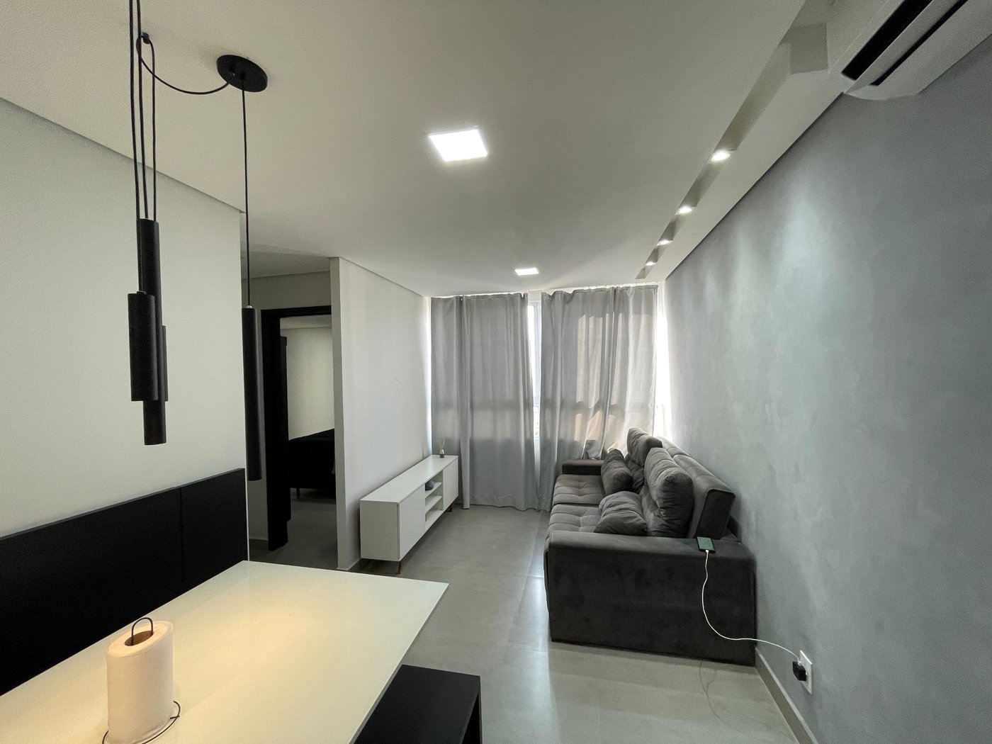 Apartamento à venda com 2 quartos, sendo 1 suíte, em Jardim das Colinas, Hortolândia - SP