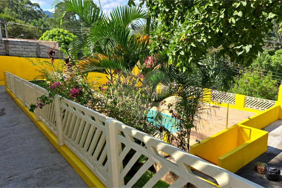 Casa à venda com 3 quartos, sendo 1 suíte, em Rio Acima, Mairiporã, SP