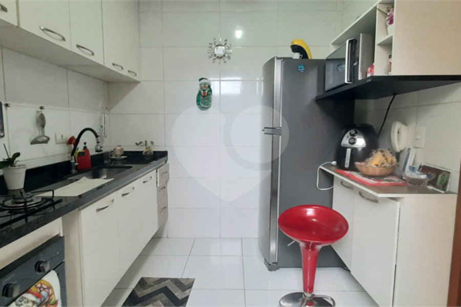 Casa à venda com 2 suítes no condomínio Alto da Serra, São Paulo - SP