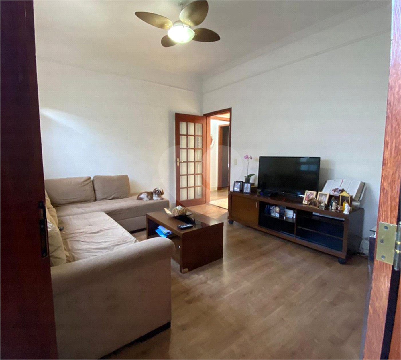 Casa à venda com 2 quartos, sendo 1 suíte, em Vila Visaltino Gomes, Itapetininga, SP
