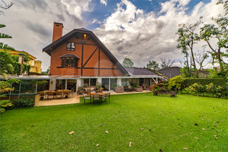 Casa à venda com 5 suítes em Jardim Morumbi, São Paulo, SP