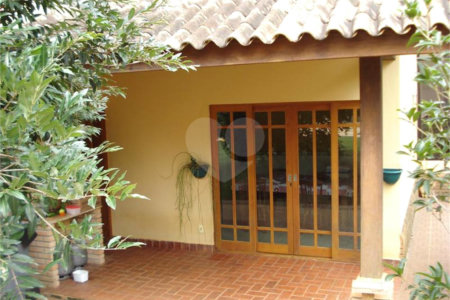 Casa à venda com 3 suítes no condomínio Fazenda Imperial, Sorocaba - SP