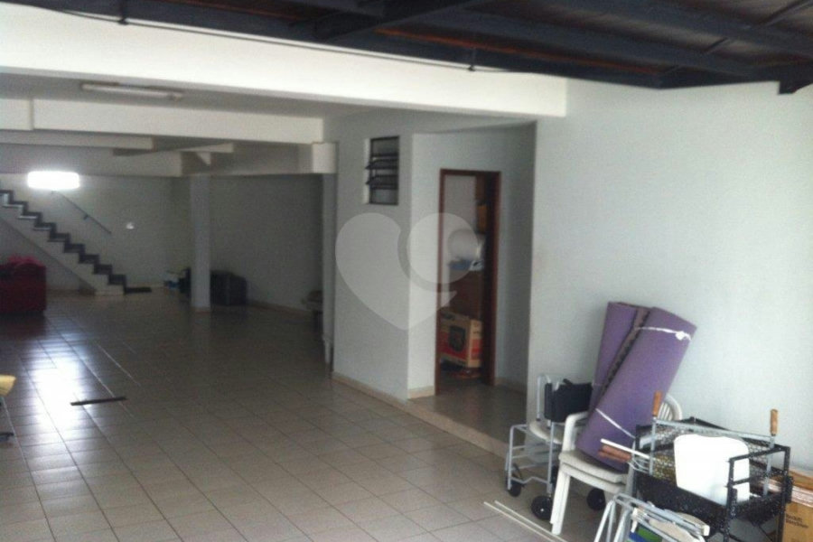 Sobrado à venda com 3 quartos, sendo 1 suíte,  em Vila Paulicéia, São Paulo, SP