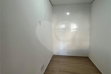 Casa à venda ou para alugar com 2 quartos, sendo 4 suítes, no condomínio Residencial Jardim Bréscia, Indaiatuba - SP