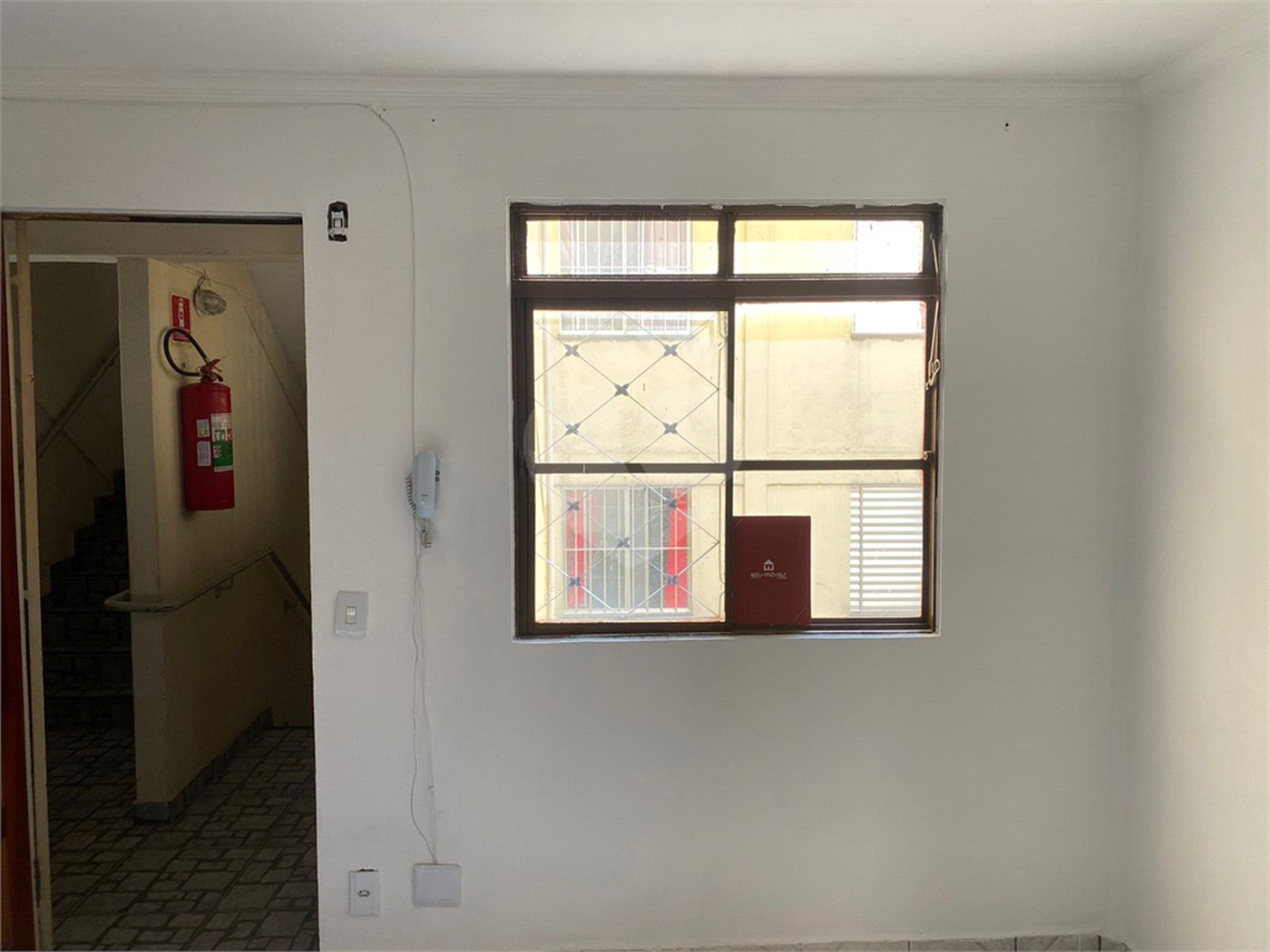Apartamento para alugar com 2 quartos em Jardim Adriane, Itaquaquecetuba, SP