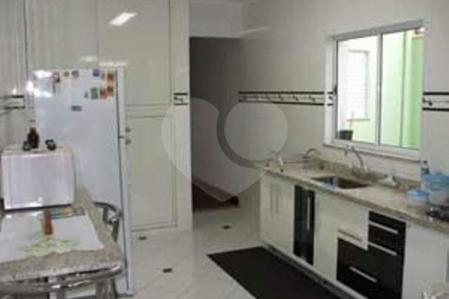 Sobrado à venda com 4 quartos, sendo 1 suíte, em Santana, São Paulo, SP