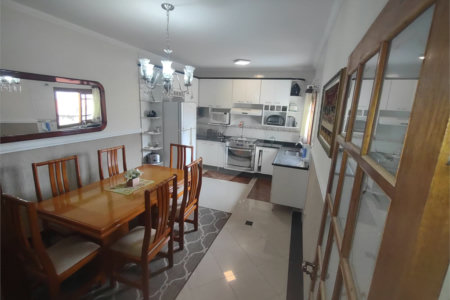 Casa à venda com 3 quartos, sendo 1 suíte,  em Jardim Alegria, Sorocaba, SP