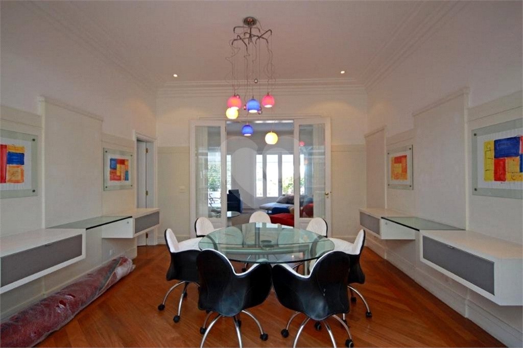 Casa à venda ou para alugar com 4 suítes em Jardim Panorama, São Paulo, SP