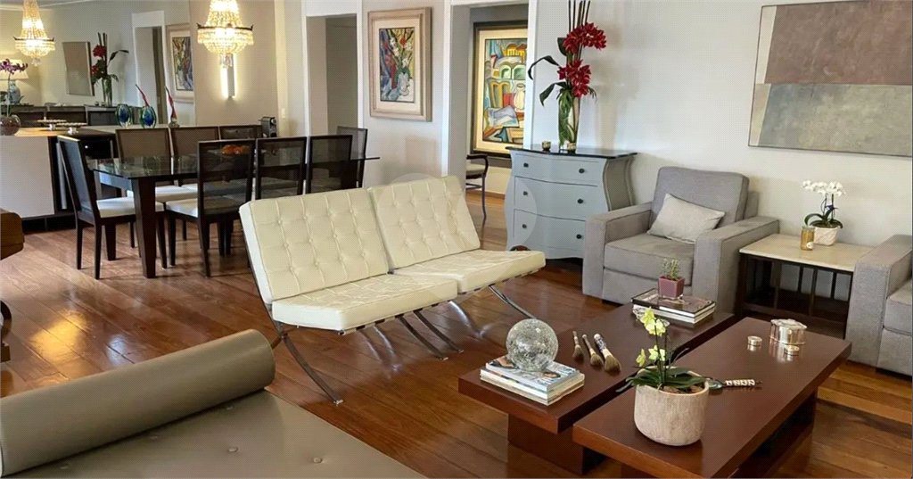 Apartamento à venda com 4 quartos, sendo 3 suítes, em Vila Sônia, São Paulo, SP