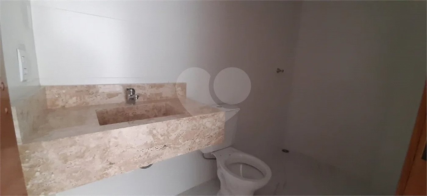 Apartamento à venda com 2 quartos em Tremembé, São Paulo, SP