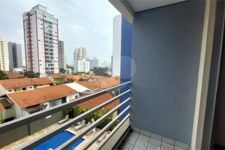 Apartamento à venda com 3 quartos, sendo 1 suíte, em Vila Olímpia, São Paulo, SP