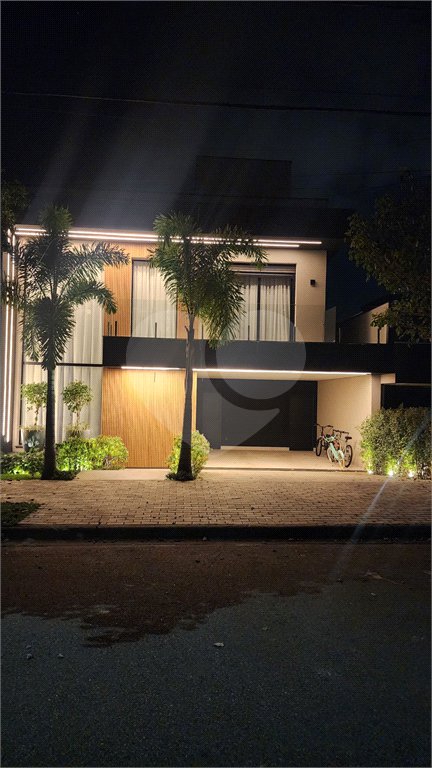 Casa à venda com 3 suítes no condomínio Portal do Horizonte, Bragança Paulista - SP