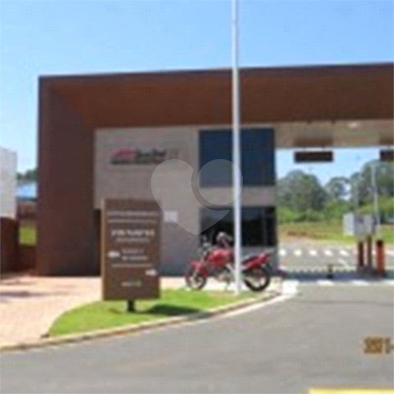 Terreno industrial, 1.300 m2, em Vargem Grande Paulista
