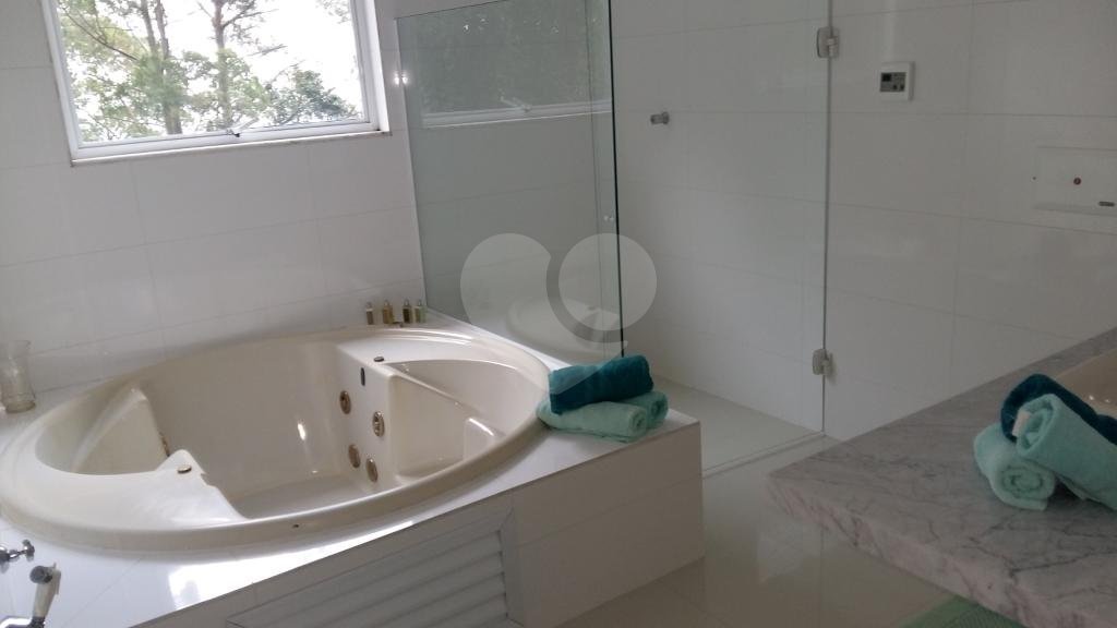 Casa à venda com 5 suítes no condomínio Parque Imperial da Cantareira, Mairiporã - SP