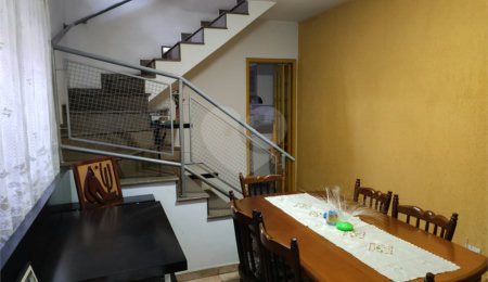 Sobrado à venda com 4 quartos, sendo 1 suíte,  em Jabaquara, São Paulo, SP