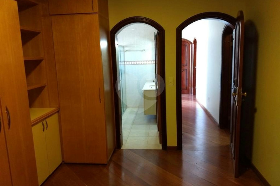 Casa à venda com 4 suítes em Tremembé, São Paulo, SP