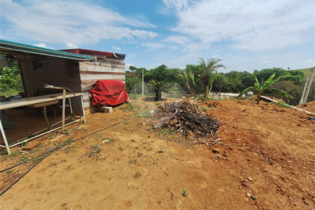 Terreno à venda com 1 suíte em Caixa D´água, Vinhedo, SP