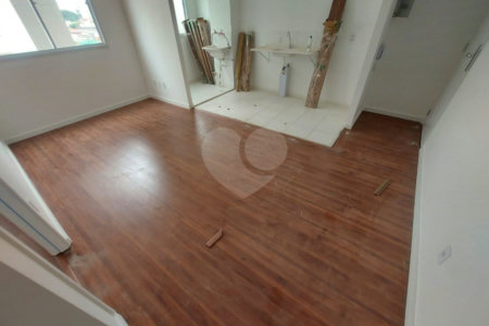 Apartamento com 36m² , 1 dormitório , à venda no Cambucí.