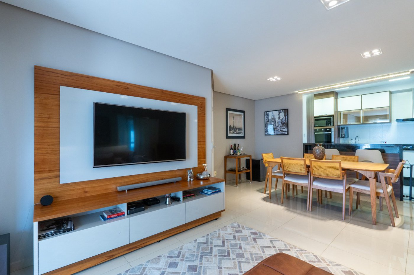 Apartamento para venda em Vila Suzana com 2 quartos, sendo 2 suítes, 103m²