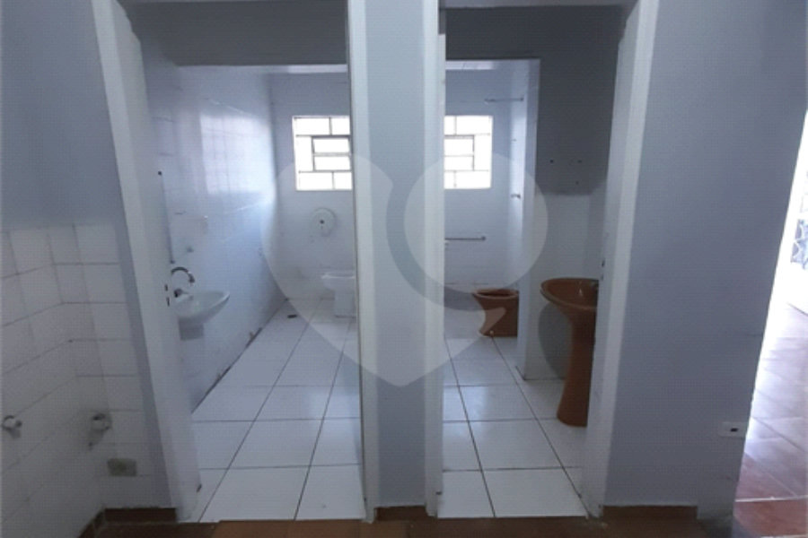 Casa Térrea para alugar com 5 quartos em Campo Limpo, São Paulo, SP