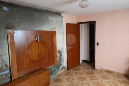 Casa Térrea à venda com 2 quartos em Santa Teresinha, São Paulo, SP