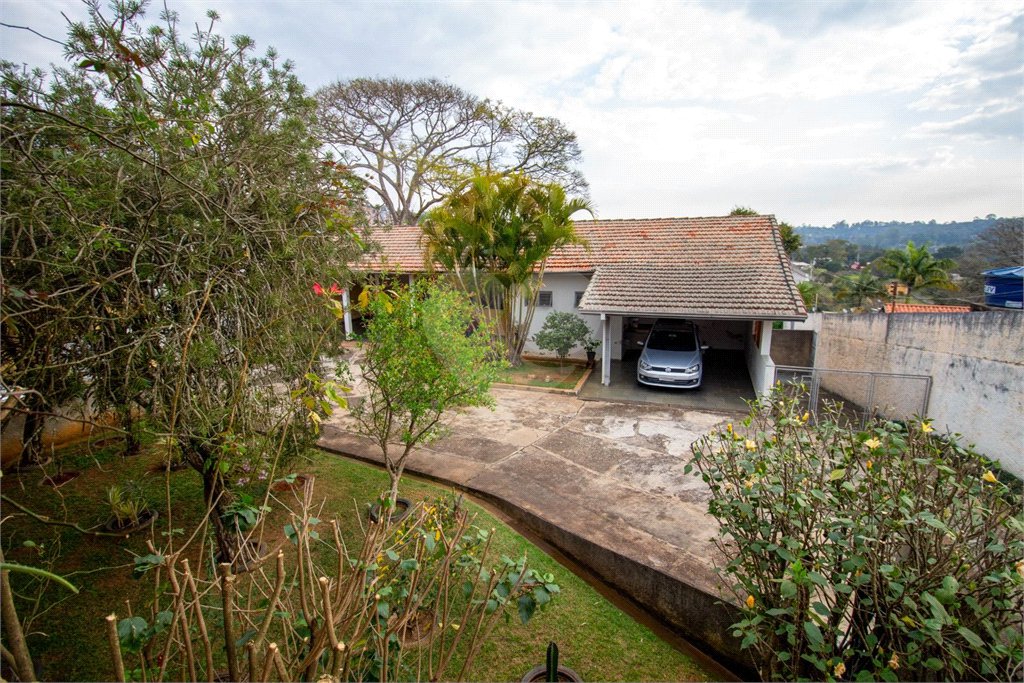 Chácara à venda com 3 suítes em Jardim Cruzeiro, Mairinque, SP