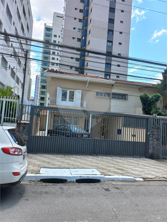 Sobrado à venda com 3 quartos em Vila Clementino, São Paulo, SP